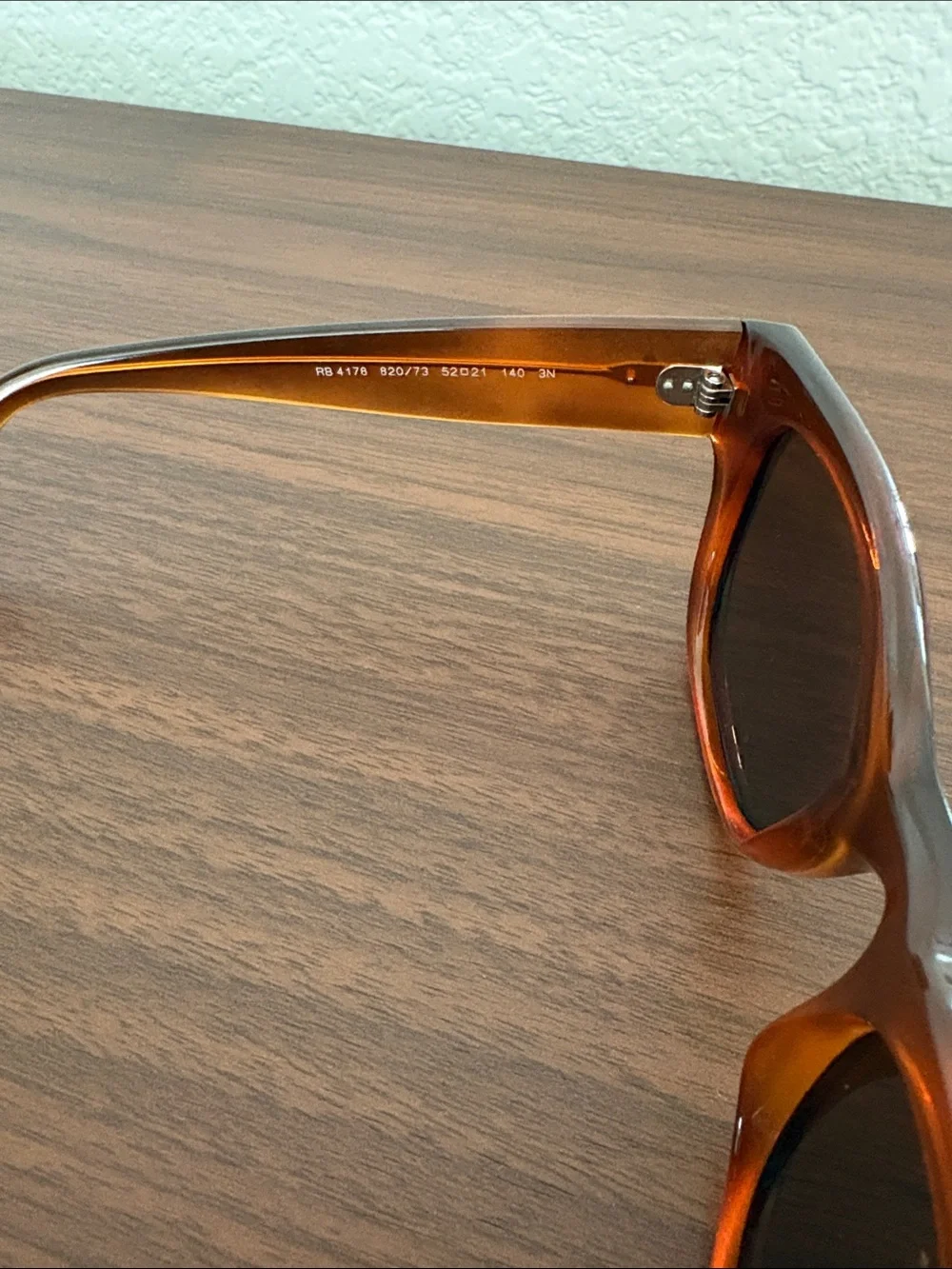 Ray-Ban RB4178 820/73 52▪️21 140 3N sunglasses, striped red havana color